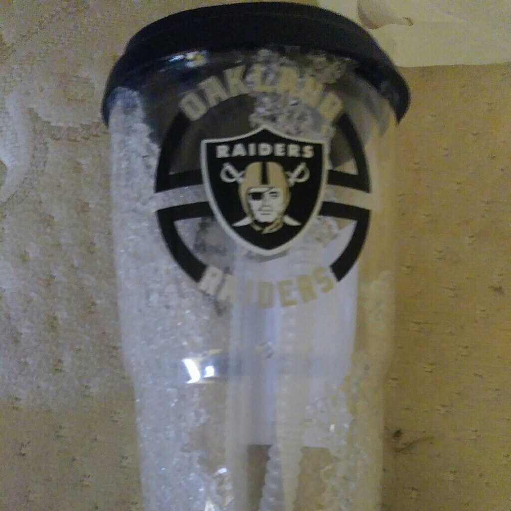Raider Mug - Picture 2 of 2